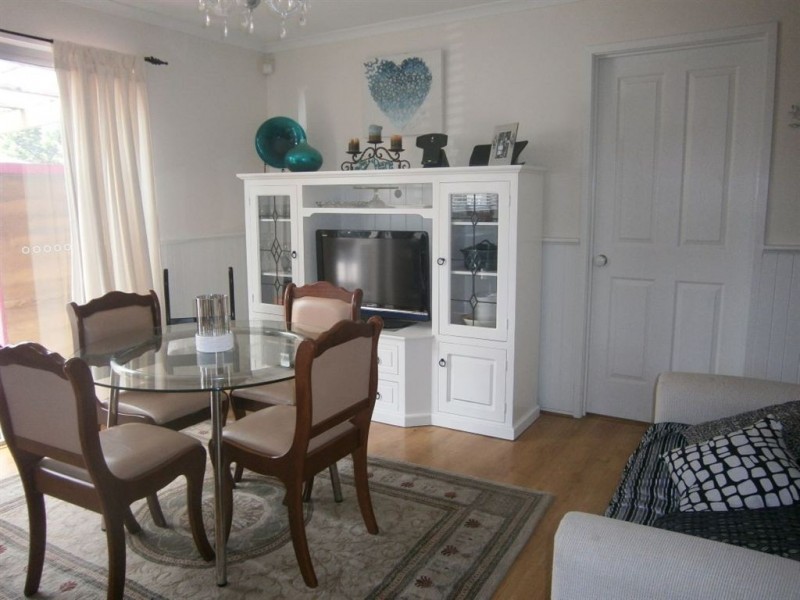 16 Rodney Court, Skye VIC 3977