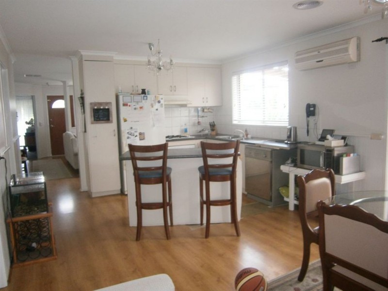 16 Rodney Court, Skye VIC 3977