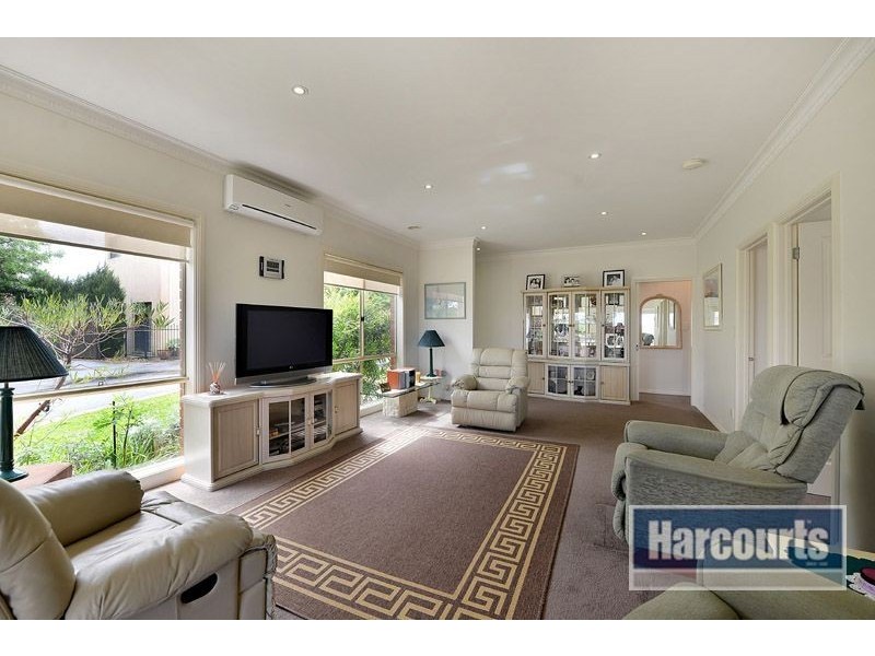 1/30 Myrtle Street, Langwarrin VIC 3910