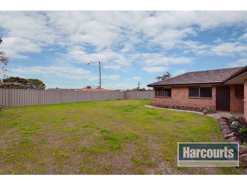 6 Southampton Drive, Langwarrin VIC 3910