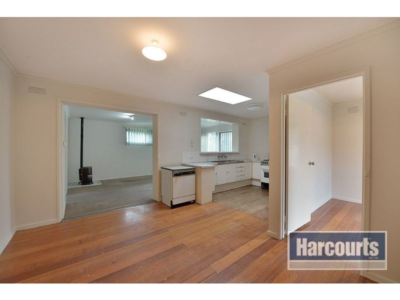 2 Wyuna Court, Frankston VIC 3199