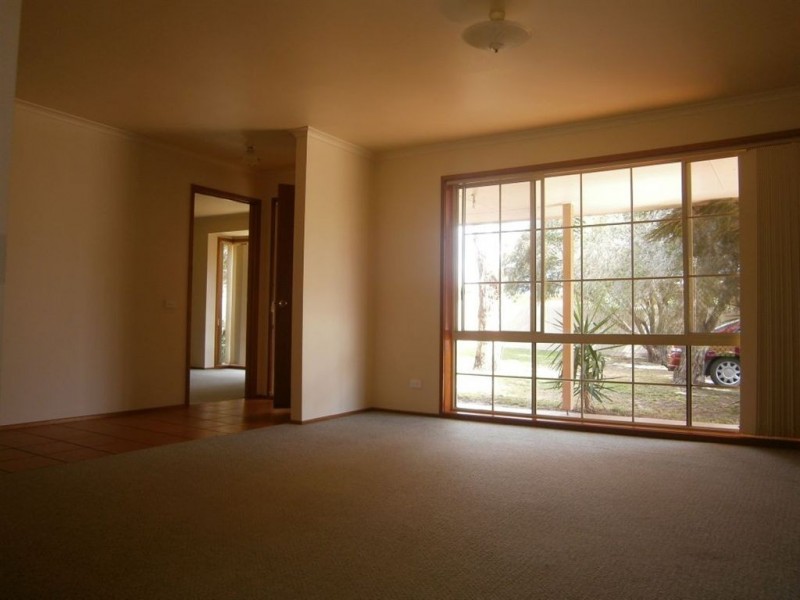 8/15 Peninsula Crescent, Langwarrin VIC 3910