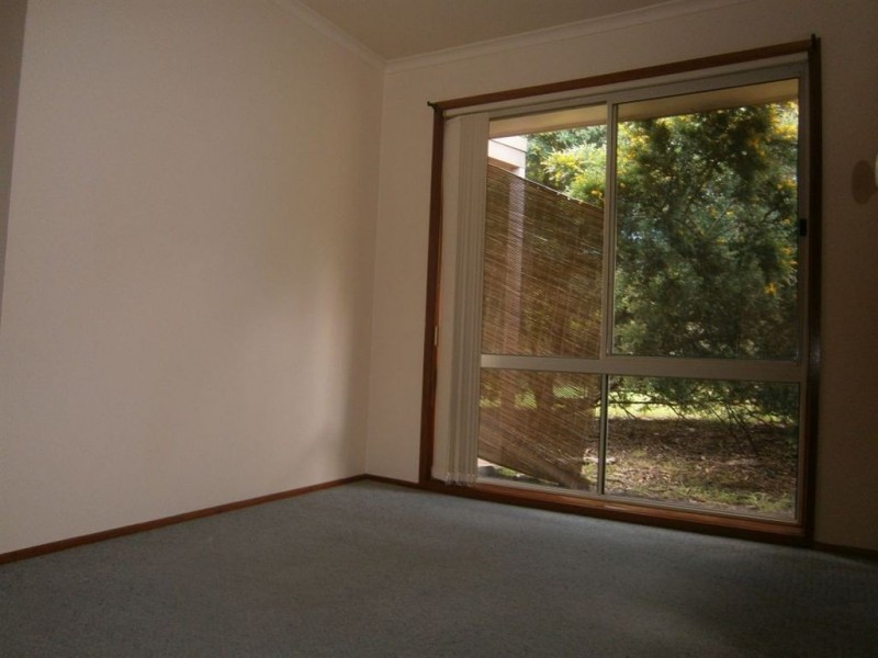 8/15 Peninsula Crescent, Langwarrin VIC 3910