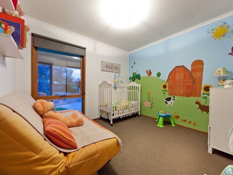 6 Green Acres Court, Langwarrin VIC 3910