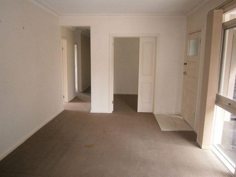 1/16 Nursery Avenue, Frankston VIC 3199