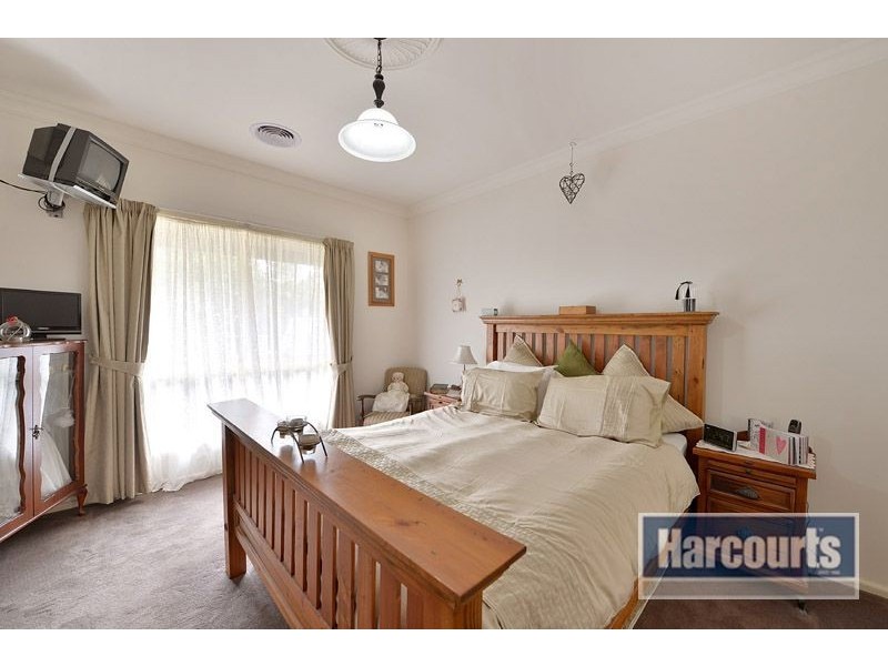 4 Bushy Court, Langwarrin VIC 3910