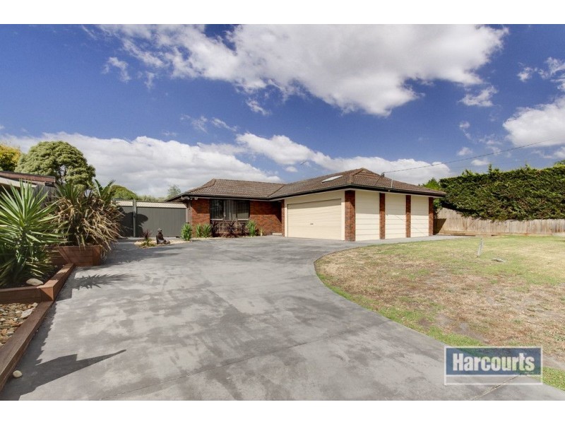 6 Kuranda Street, Langwarrin VIC 3910