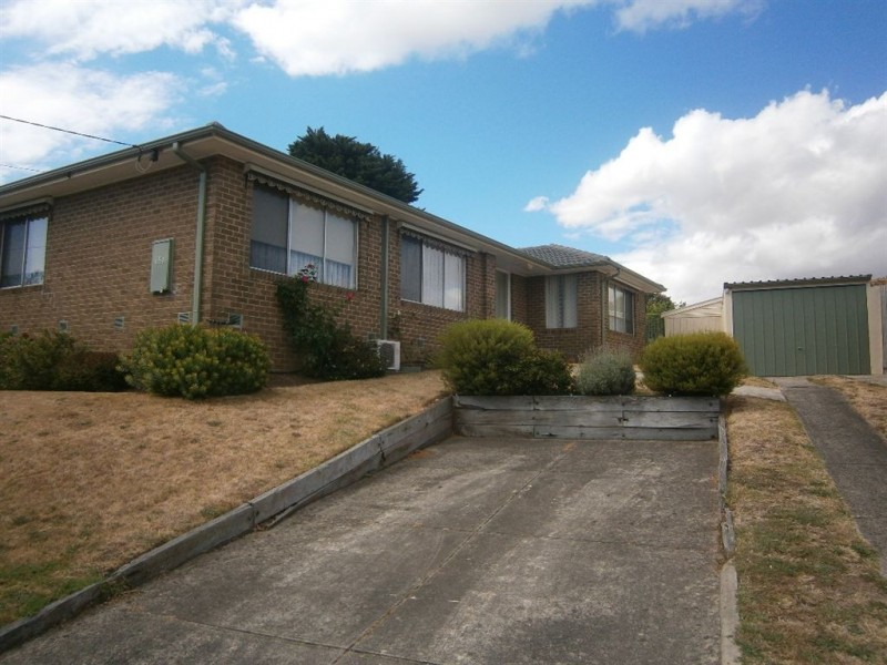 151 Karingal Drive, Frankston VIC 3199