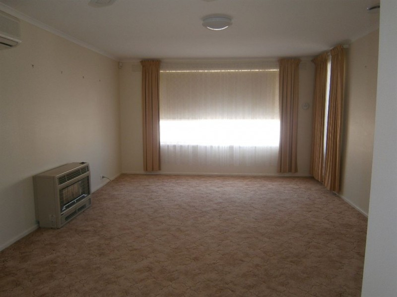 151 Karingal Drive, Frankston VIC 3199
