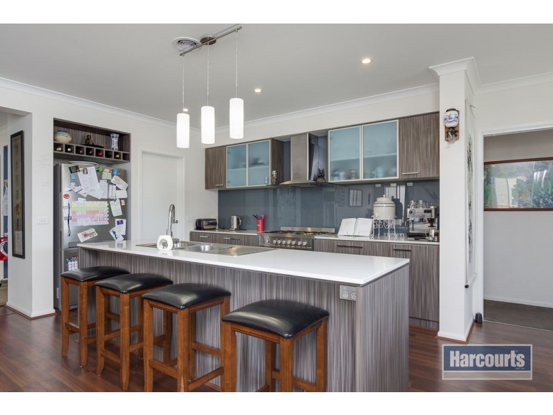 28 Daintree Drive, Sandhurst VIC 3977