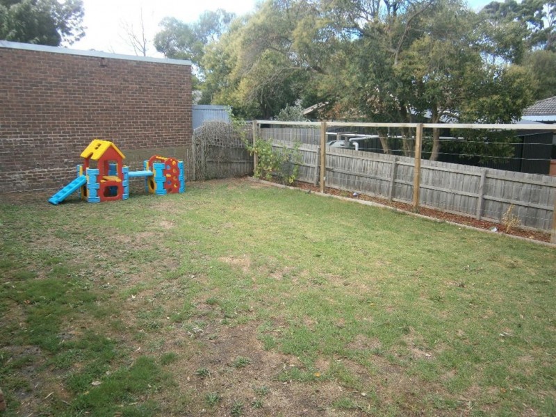 2 Chatswood Avenue, Langwarrin VIC 3910