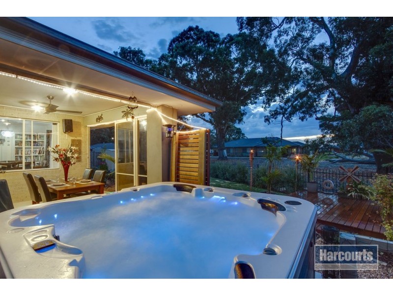 28 Daintree Drive, Sandhurst VIC 3977