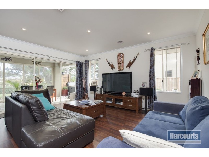 28 Daintree Drive, Sandhurst VIC 3977