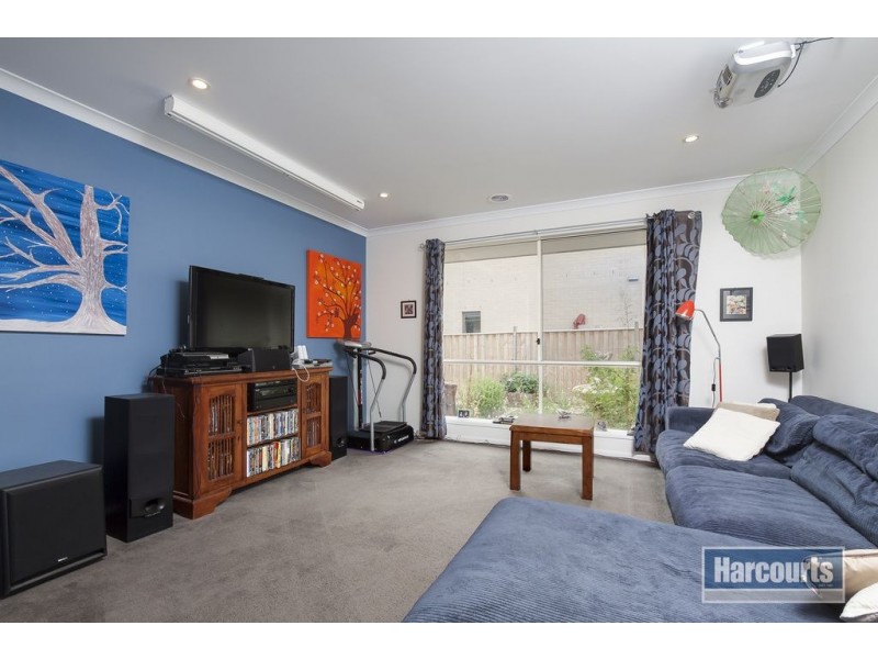 28 Daintree Drive, Sandhurst VIC 3977