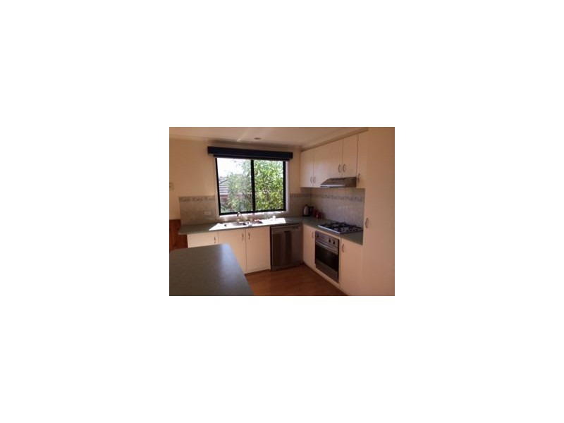 4 Huntly Court, Langwarrin VIC 3910