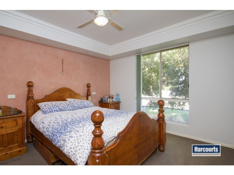 15 Grasswren Close, Langwarrin VIC 3910