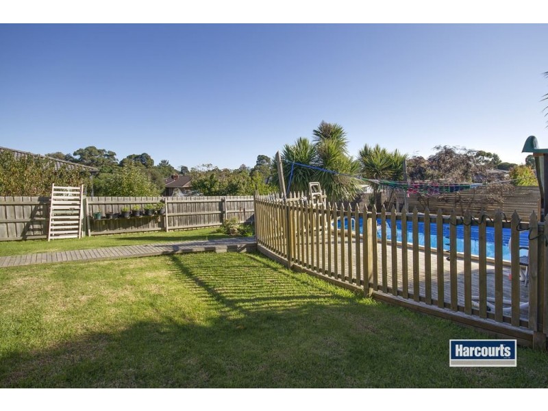15 Grasswren Close, Langwarrin VIC 3910