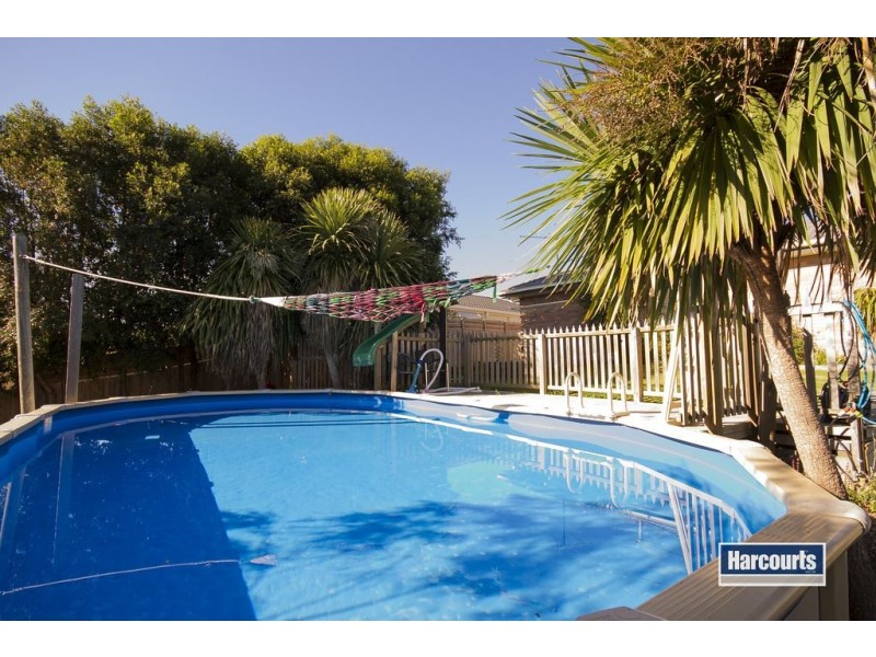 15 Grasswren Close, Langwarrin VIC 3910