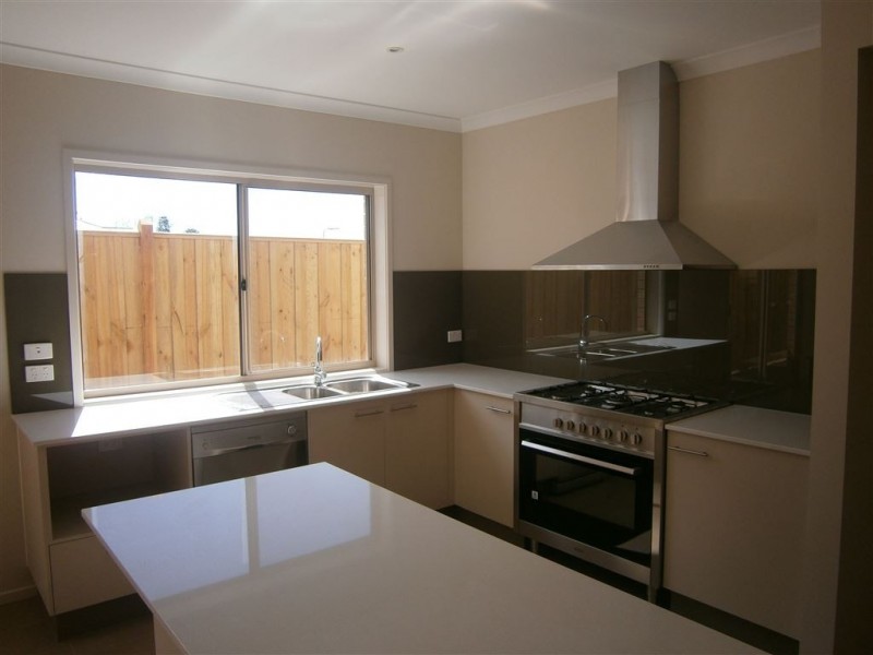 13 Millicent Road, Langwarrin VIC 3910