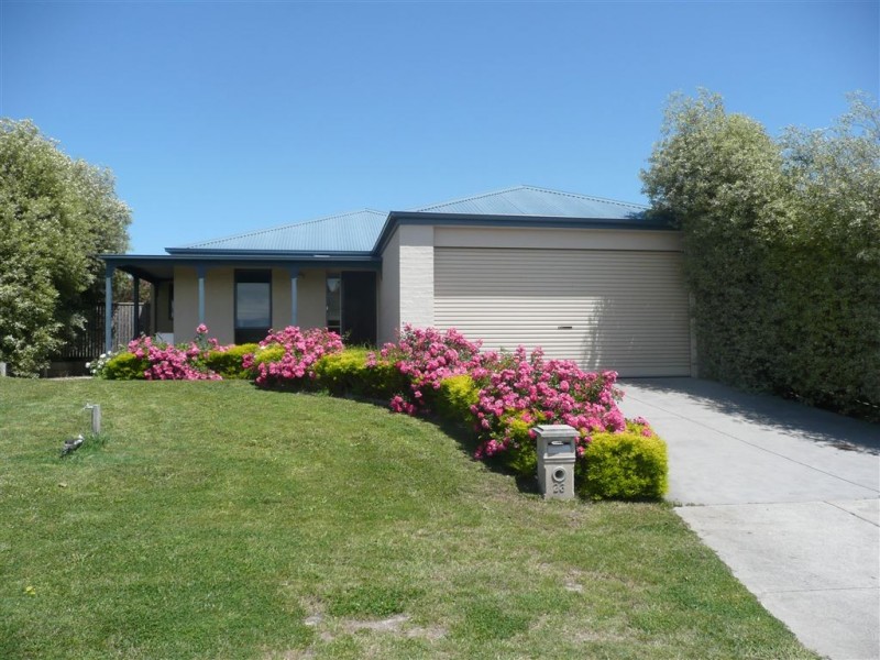 23 Trinity Drive, Langwarrin VIC 3910
