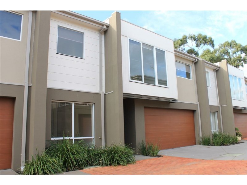 4 Hodgins Road, Hastings VIC 3915