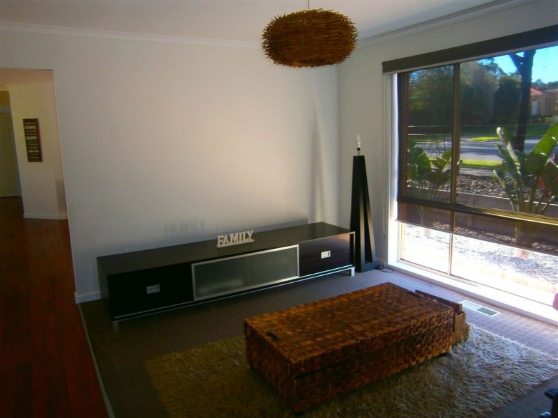 25 Lexton Drive, Langwarrin VIC 3910