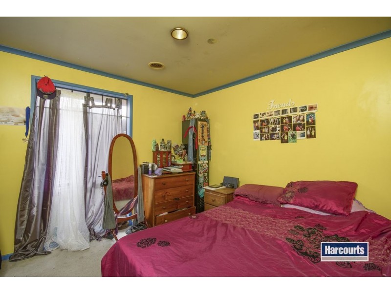 10 Bradley Way, Cranbourne VIC 3977