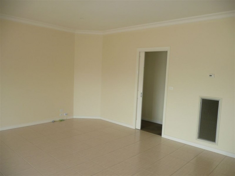 21 Parkvalley Crescent, Langwarrin VIC 3910