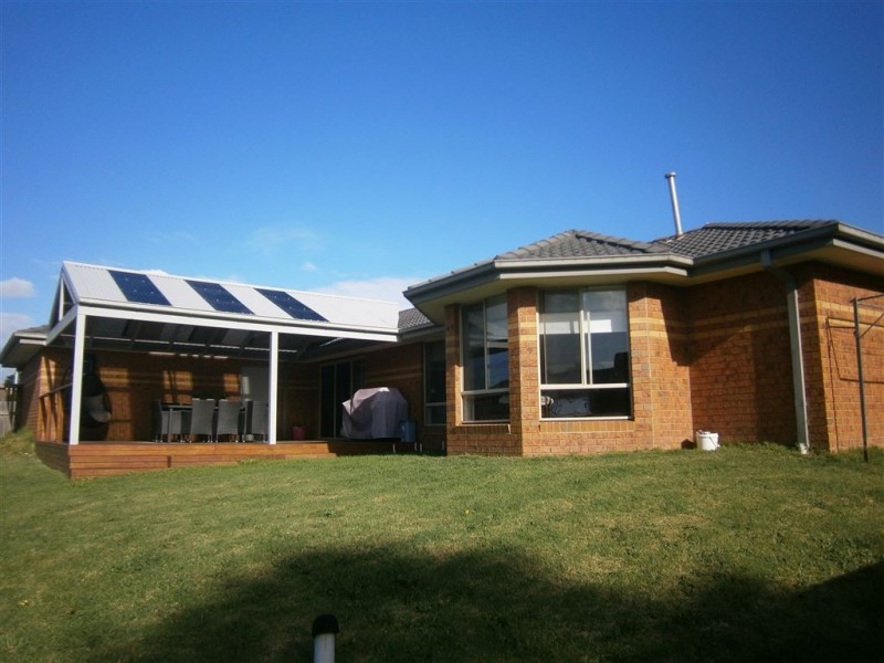 35 Trinity Drive, Langwarrin VIC 3910