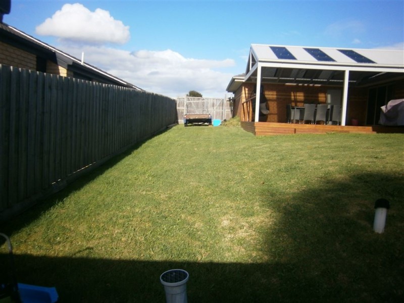 35 Trinity Drive, Langwarrin VIC 3910