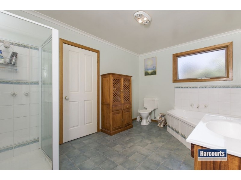 34 Maria Drive, Langwarrin VIC 3910