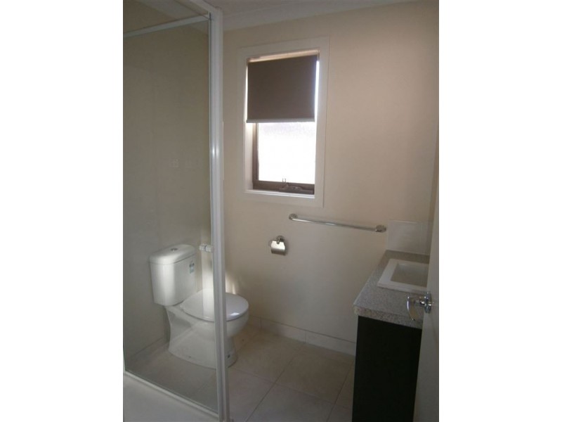 34 Hayton Park Boulevard, Cranbourne West VIC 3977