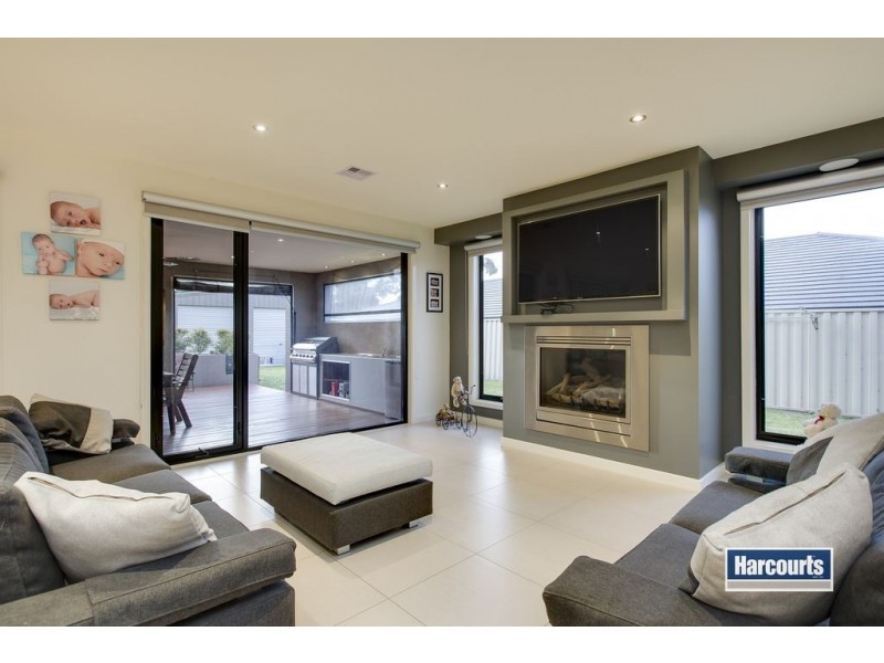 26 Bronzewing Court, Langwarrin VIC 3910