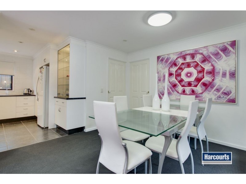 7 Elm Grove, Langwarrin VIC 3910