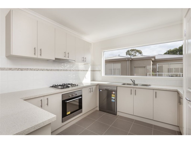 4 Hodgins Road, Hastings VIC 3915