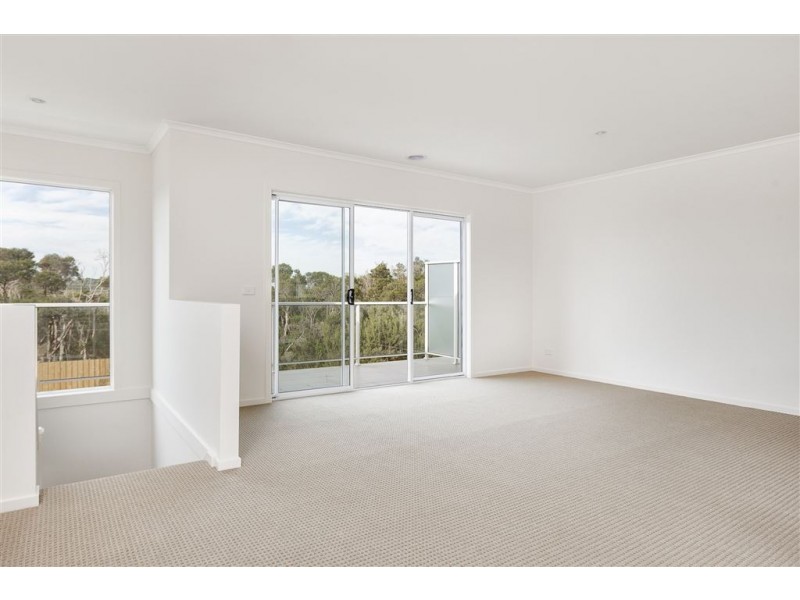 4 Hodgins Road, Hastings VIC 3915