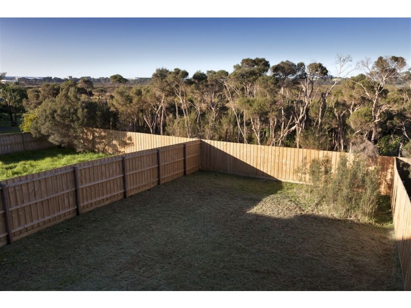 4 Hodgins Road, Hastings VIC 3915