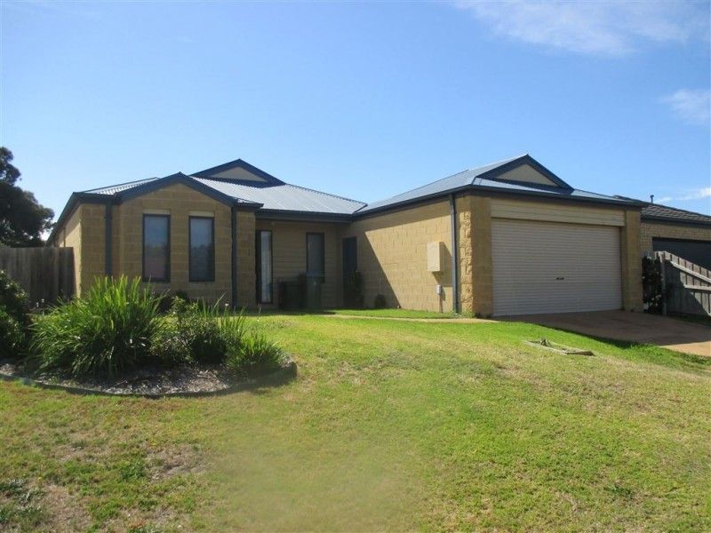 1 Elle Place, Mount Martha VIC 3934