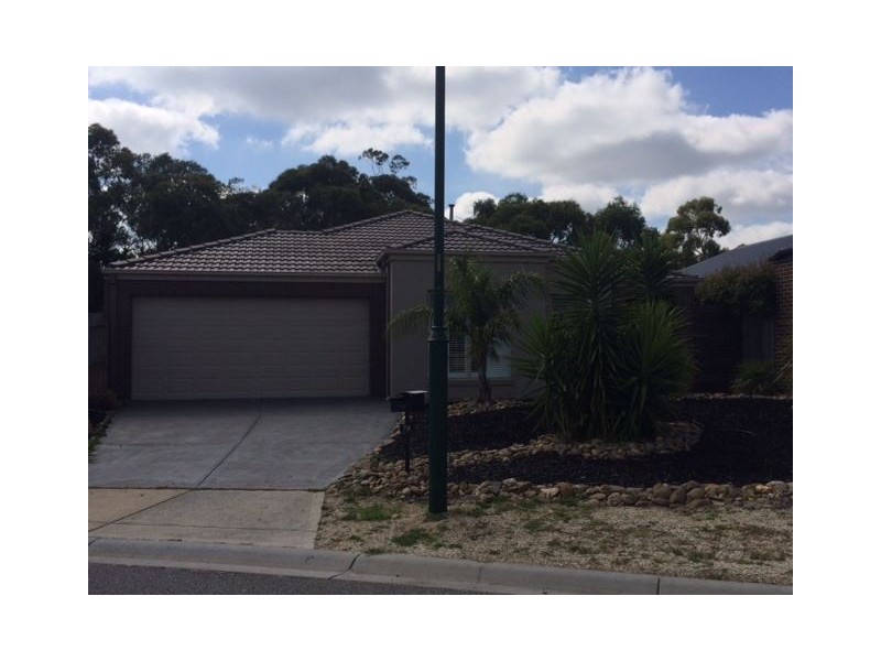 79 Huntingtower Crescent, Langwarrin VIC 3910