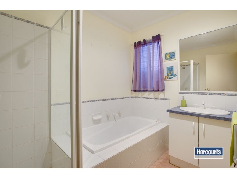 22 Romsey Place, Langwarrin VIC 3910