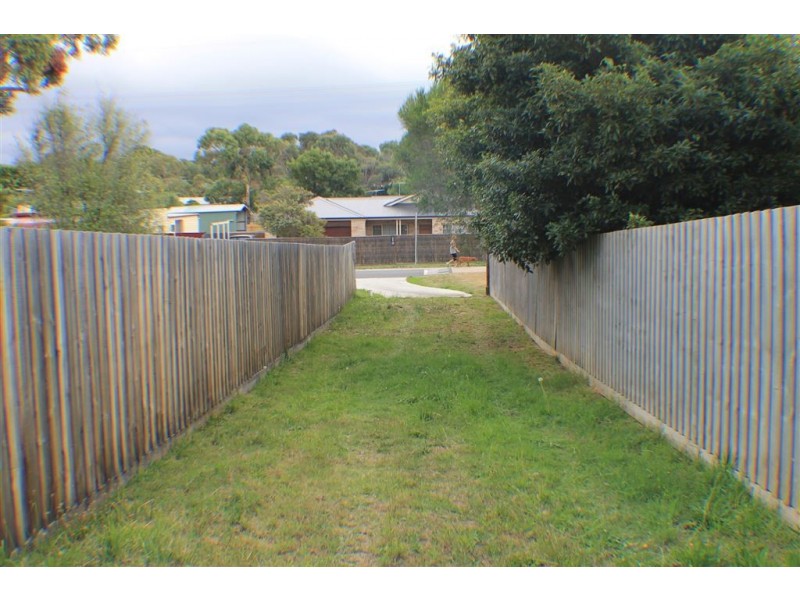 19 Flinders Street, Bittern VIC 3918