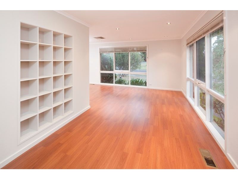3 Bush Court, Langwarrin VIC 3910