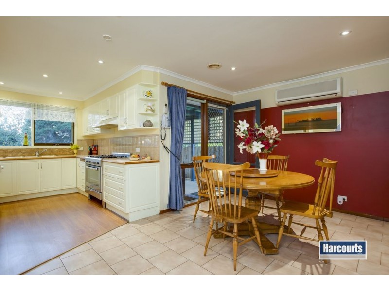 8 Pellita Way, Langwarrin VIC 3910