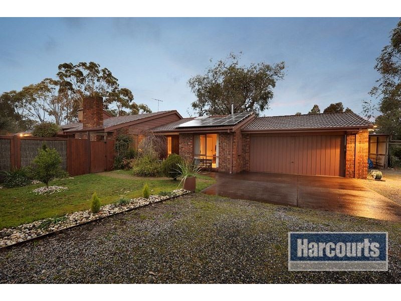 64 Hill Crest Drive, Langwarrin VIC 3910