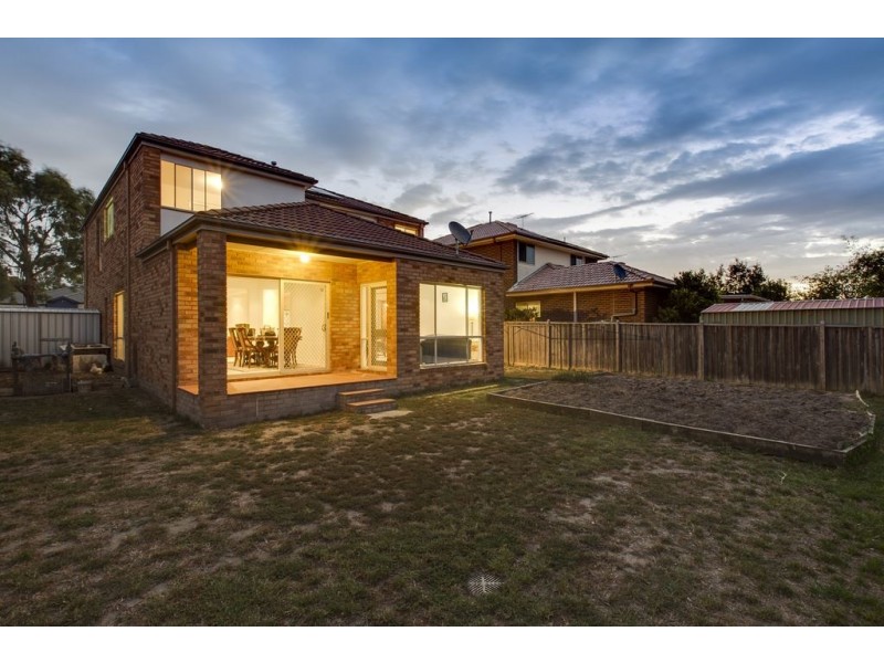 30 Pepperbush Crescent, Langwarrin VIC 3910