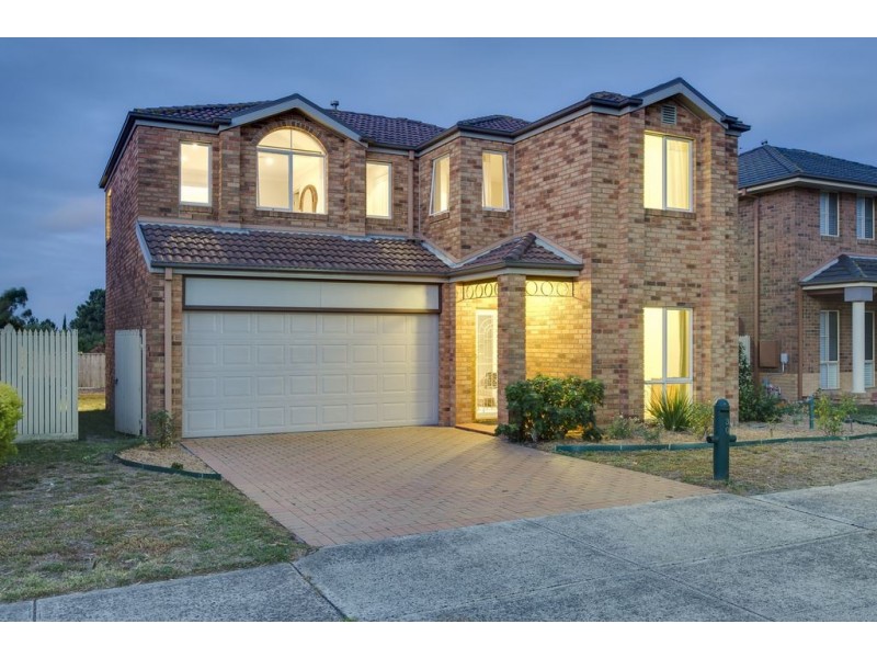 30 Pepperbush Crescent, Langwarrin VIC 3910