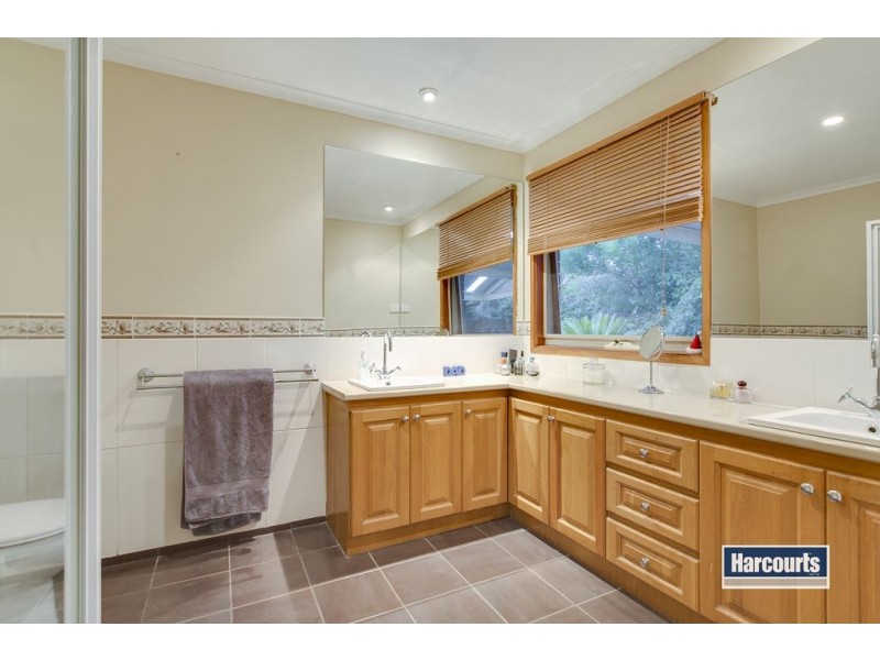 15 Australis Close, Langwarrin VIC 3910