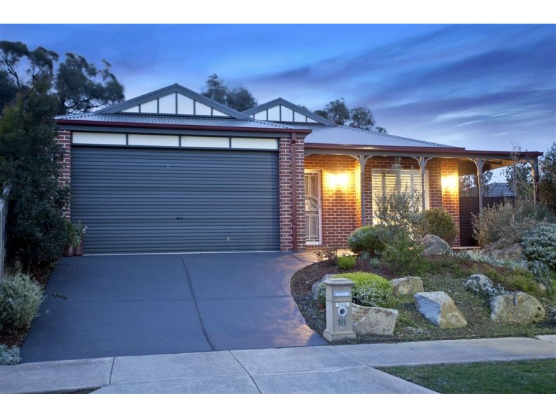 18 Alexandra Mews, Langwarrin VIC 3910