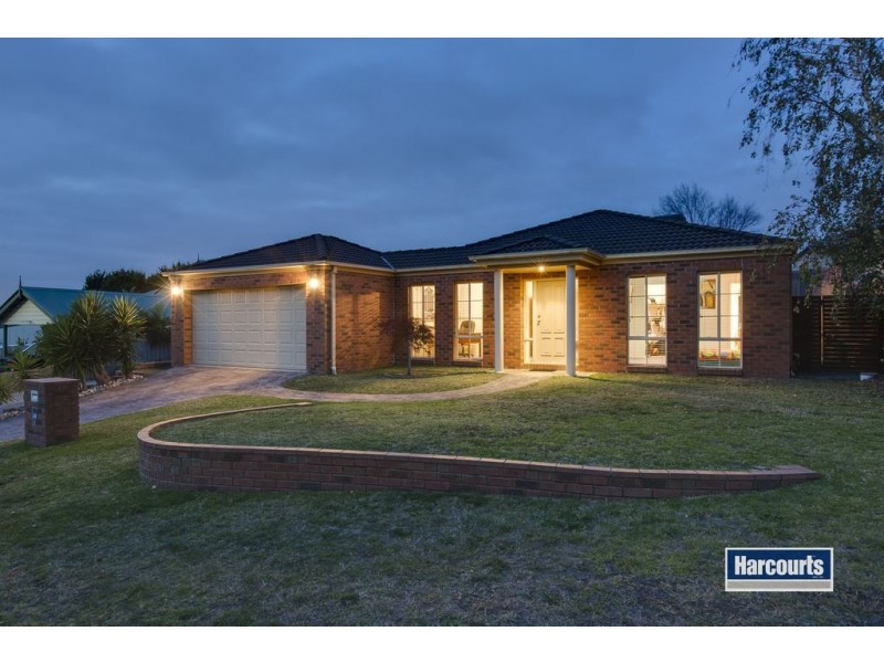 11 Fawn Court, Langwarrin VIC 3910