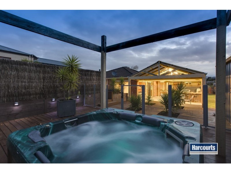 11 Fawn Court, Langwarrin VIC 3910